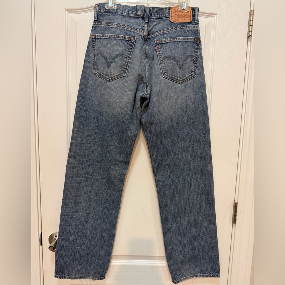 Levi's 559 Men’s Relaxed Straight Medium Wash Jeans, Size 32x34